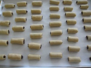 Place on parchment lined baking tray and bake.v