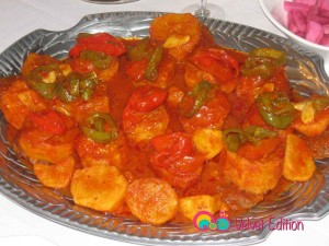 Beef-Patties with Potatoes and Tomatoes