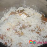 Finish layering with a coat of rice.