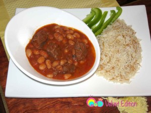 Cranberry beans with meat stew served with jasmine vermicelli rice.
